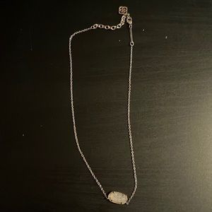 Kendra Scott necklace